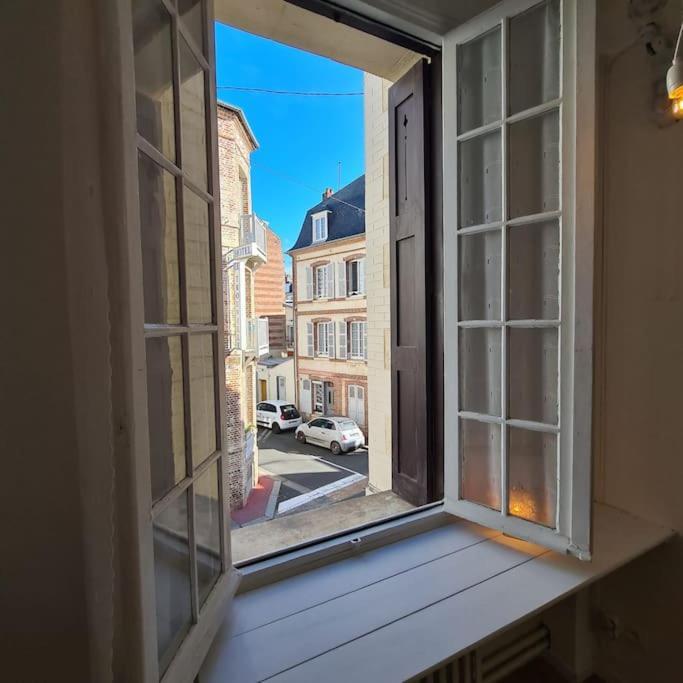 Beau Studio A 30M De La Plage / Beautiful Studio 30M From The Beach ทรูวิลล์-ซูร์-แมร์ ภายนอก รูปภาพ